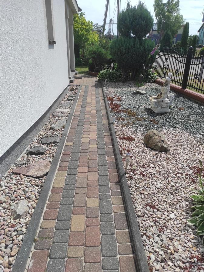 Pokoje Goscinne Cuma Леба Экстерьер фото